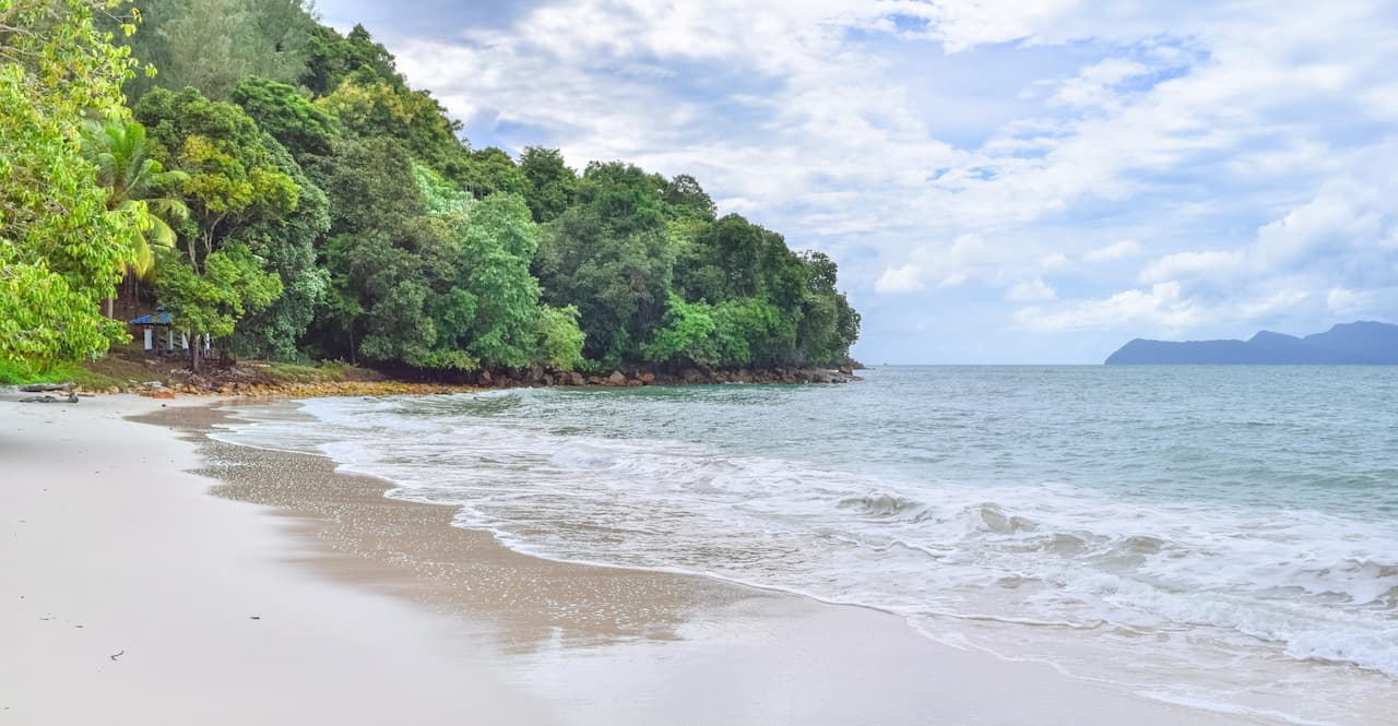 10 Most Beautiful Beaches in Langkawi You Should Visit